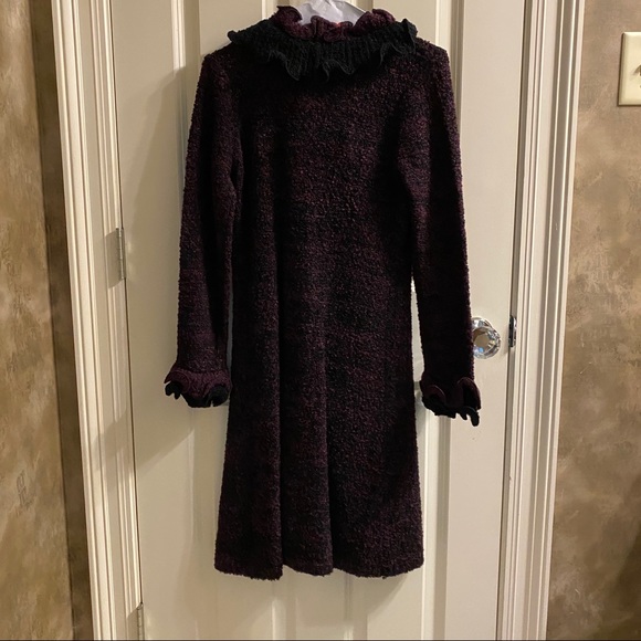 Vessuti Long Coat - Picture 2 of 4